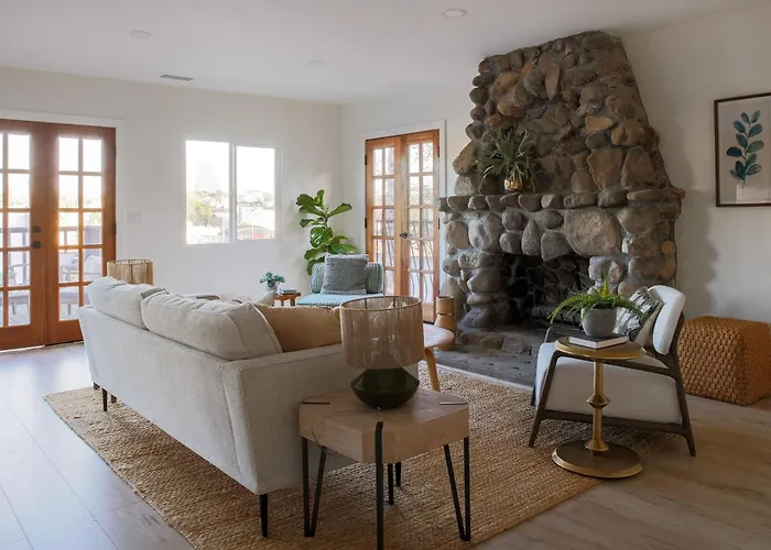 2113 Montana By Avantstay Heart Of Echo Park Balcony W Outdoor Seating