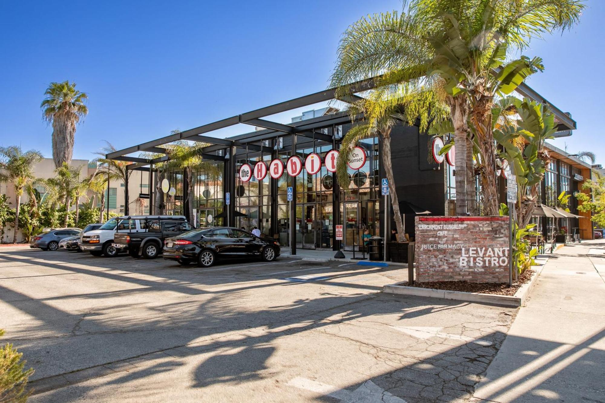 Holiday home 2113 Montana By Avantstay Heart Of Echo Park Balcony W Outdoor Seating Los Angeles